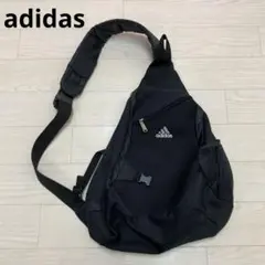 adidas　アディダス　ワンショルダーバッグ　スリングバッグ