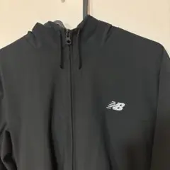 New Balance ブラック ジャケット