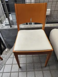 【関東限定】カンディハウス ダイニングチェア メープル材②のサムネイル