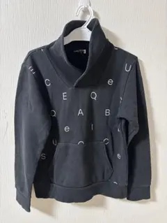 BeBe トレーナー ブラック 140cm 子供服 キッズのサムネイル