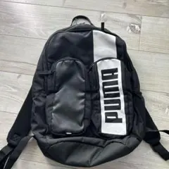 PUMA 黒 リュック・バックパック