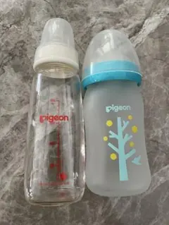 【美品】ピジョン　ガラス/プラスチック製 哺乳瓶 2本セット