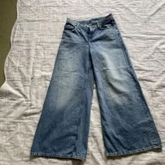H&M DIVIDED ワイドレッグ デニムパンツ
