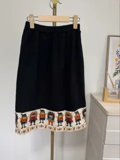 刺繍デザインスカート M相当 ウエストゴム ブラック