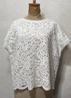 ビアズリー フロント刺繍ニット(フレンチスリーブ) - メルカリ