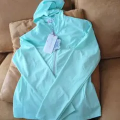 新品未使用)春夏用ラッシュガード！接触冷感！Sサイズ！UVカット！定価3278円