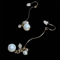 ゆらゆらダングルピアス