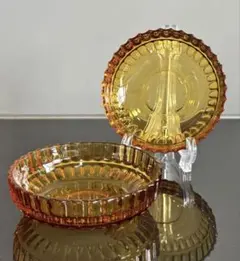 昭和レトロ　ふち飾り皿　ガラス小鉢　アンバーガラス　2枚セット　苺スプーン