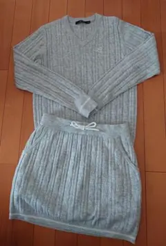 エフィカス　セーター＆スカート　ゴルフウェアー　セットアップ