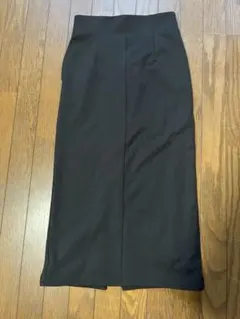 LOWRYS FARM 黒 タイトスカート