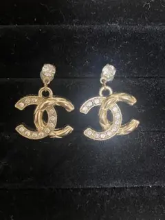 CHANEL CCロゴ ピアス　ノベルティ