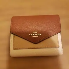 折り財布 レディース