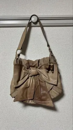 Item thumbnail for item f31f6dae-6206-42e6-9f73-206c6061da66