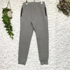 【美品】UNIQLO⭐️ウルトラストレッチドライスウェットパンツ 150 グレー