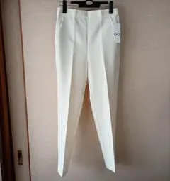 GU アイボリー スラックス
