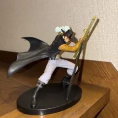 ONE PIECE ミホーク　フィギュア