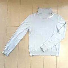 LODISPOTTO ライトグレー タートルネックセーター