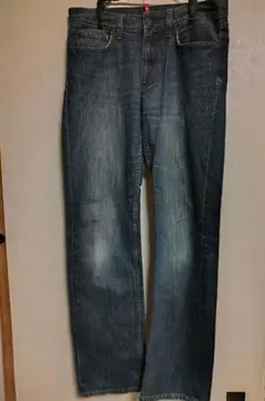 UNIQLO ユニクロ ストレートジーンズ W32 デニム