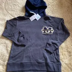 新品　サイズ150 フード付きパーカー