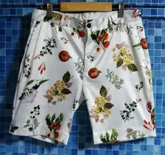 【美白 光沢サテン ベジタブル花柄】完売 ZARA ショートパンツ ハーフパンツのサムネイル