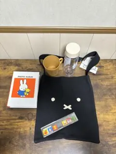 ミッフィー ジャガードニット　トートバッグ　クリアボトル　アルバム　コップ