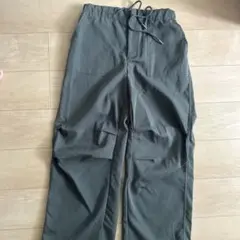 ダークグレー ワークパンツ ドローストリング付き