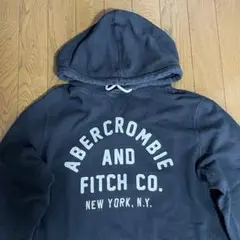 Abercrombie & Fitchアバクロ　スウェットパーカーM