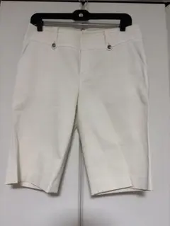 UNIQLO ホワイト ショートパンツ