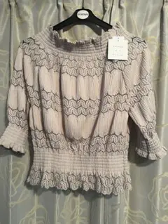 新品　センスオブプレイス　フリル付きレース模様ブラウス