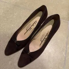 Salvatore Ferragamo ダークブラウン パンプス