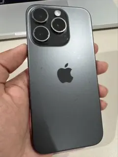 美品　iPhone 15 Pro｜512GB｜SIMフリー版　バッテリー89%