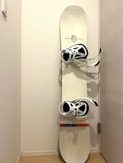 美品　SALOMONホワイトスノーボード セット