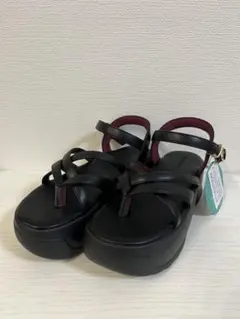 うさこま　しまむら　 サンダル ブラック　黒　L しまむら × うさこま コラボサンダル Lサイズ 黒 新品 - メルカリ
