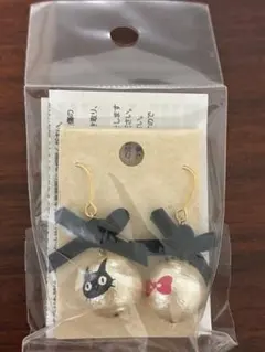 ジブリ　魔女の宅急便　ピアス　ジジのサムネイル