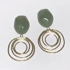 ハンドメイドピアス