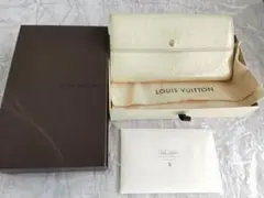 特別値下げ中【匿名配送】人気のヴェルニペルルの長財布♡