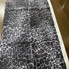生地　ヒョウ柄　ナイロン