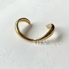 ニュアンスバングル　ゴールド