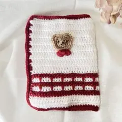 かぎ針編み　ブックカバー　ハンドメイド くまモチーフ　編み物