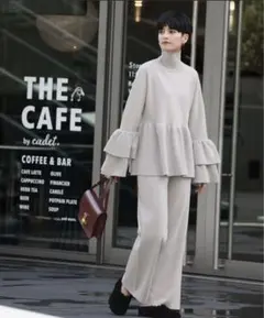 【新品】ELFRANK タートルネックペプラムニット&ワイドパンツ セット