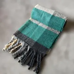 GU チェック柄　マフラー　ストール　グリーン　美品