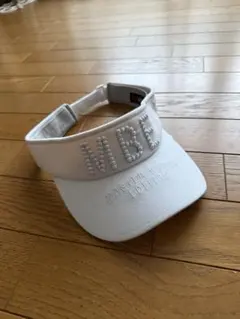 マスターバニーエディション　スエード調　サンバイザー　ゴルフ　ホワイト