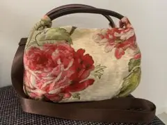 花柄バッグ　アートギャラリー