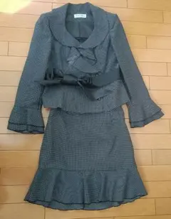 レディーススーツ 11号 グレー