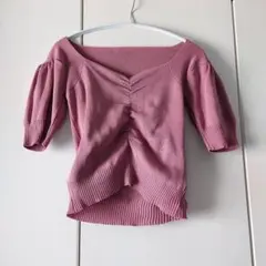 Vネックフロントシャーリングパフスリーブ半袖ニットプルオーバー
