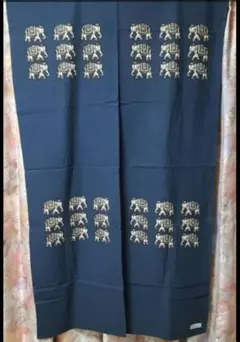 アジアン雑貨 インド製 プリントのれん 紺 ぞう 150cm