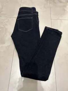 UNIQLO ウルトラストレッチ　スキニーデニム 24 テーパード