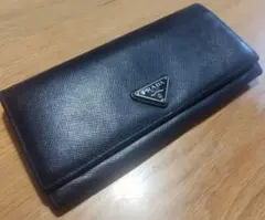 断捨離強化中】 プラダ テスートナイロン二つ折り長財布 - メルカリ