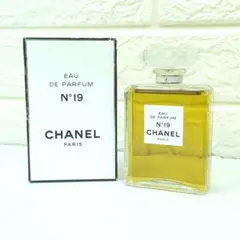 CHANEL N°19 パルファム 14ml 未開封 ヴィンテージ フランス製 - メルカリ