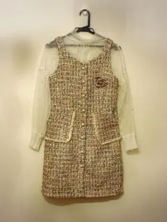 Item thumbnail for item b6ba32f4-f6ce-4550-bd7d-5d741aeb11f4